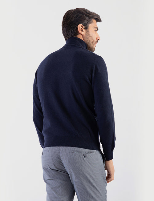 Basic turtleneck in merino wool