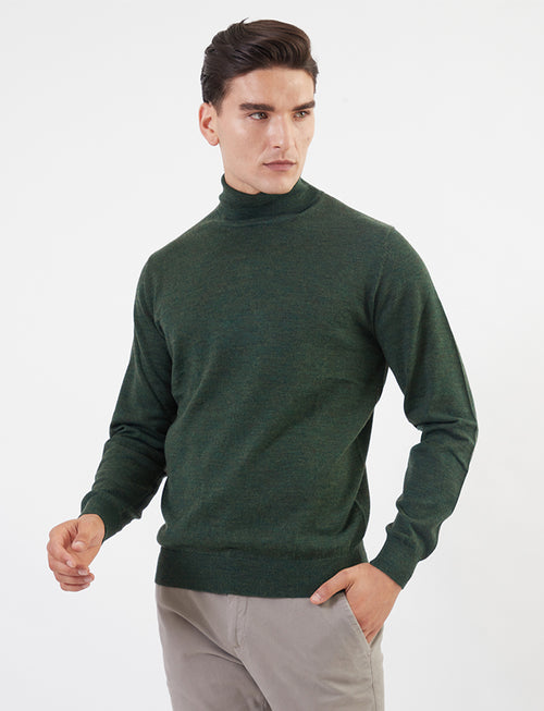 Basic turtleneck in merino wool