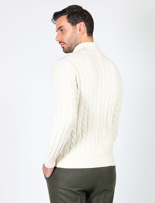 Cable knit turtleneck in cotton and wool