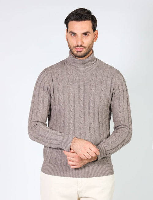 Cable knit turtleneck in cotton and wool