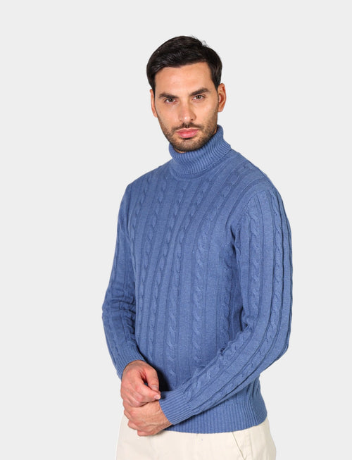 Cable knit turtleneck in cotton and wool