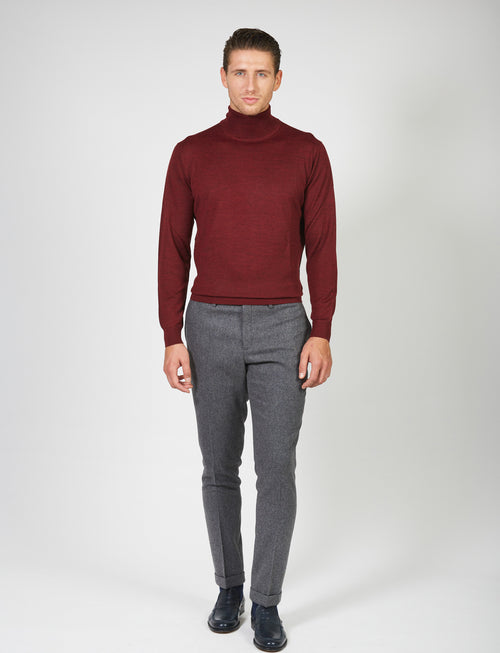 Basic turtleneck in merino wool