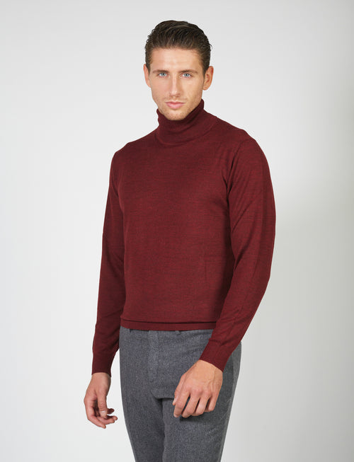 Basic turtleneck in merino wool