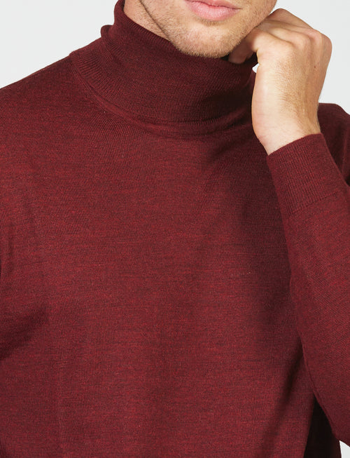 Basic turtleneck in merino wool