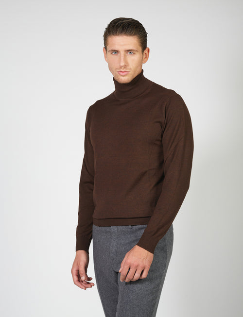 Basic turtleneck in merino wool