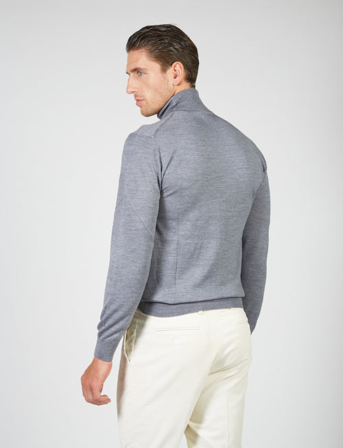 Basic turtleneck in merino wool