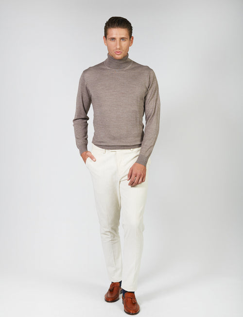 Basic turtleneck in merino wool