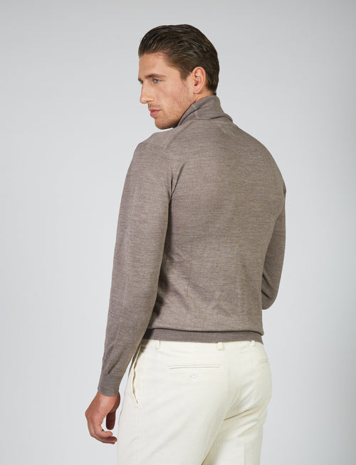 Basic turtleneck in merino wool