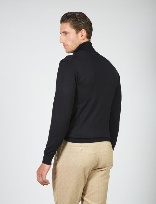 Basic turtleneck in merino wool