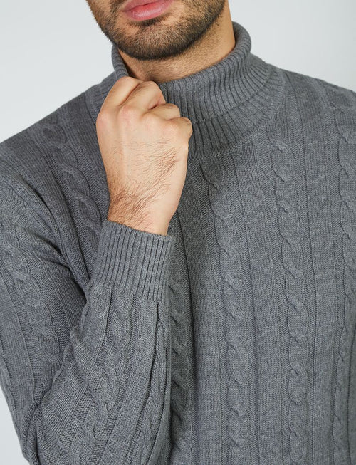 Cable knit turtleneck in cotton and wool