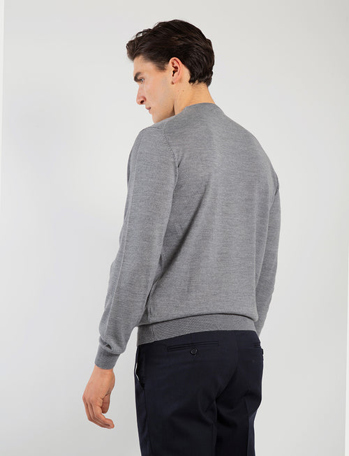 Basic crew-neck sweater in cotton and wool