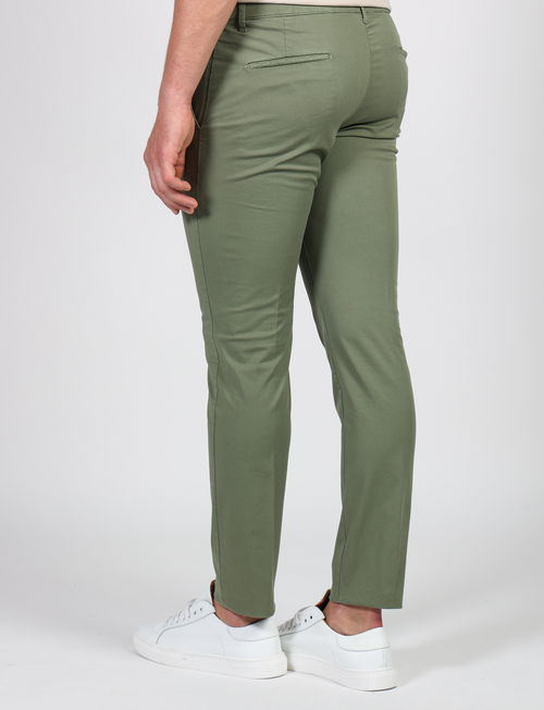 Pantalone in twill di cotone stretch