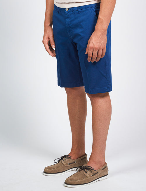 Solid color Bermuda shorts in cotton