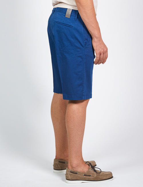 Solid color Bermuda shorts in cotton