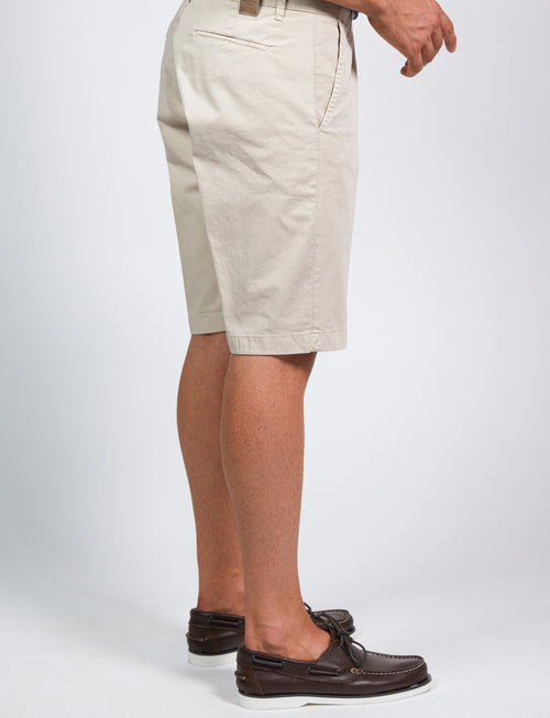 Solid color Bermuda shorts in cotton