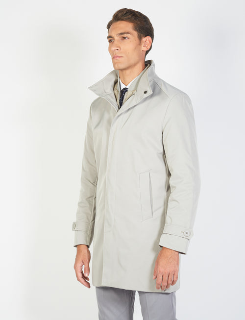 Coat with bib in technical fabric 