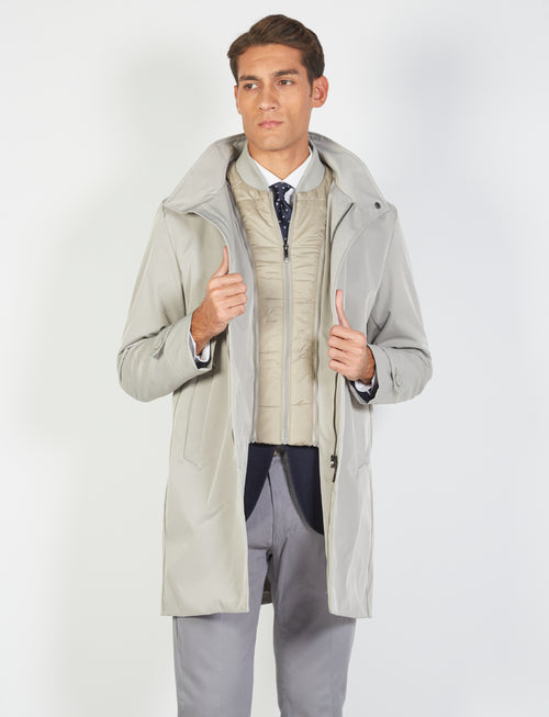 Coat with bib in technical fabric 