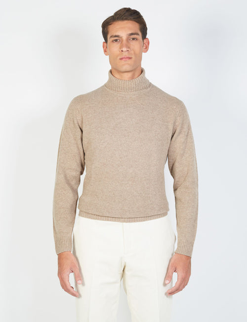 Lambswool turtleneck sweater 