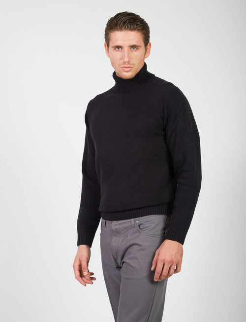 Lambswool turtleneck sweater 