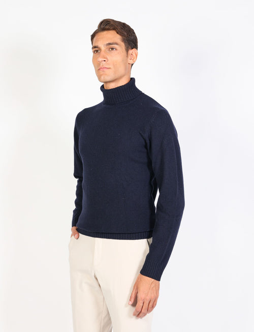 Lambswool turtleneck sweater 