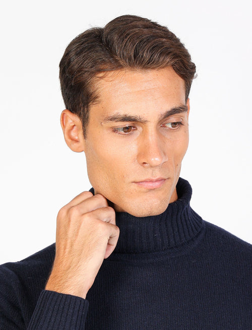 Lambswool turtleneck sweater 