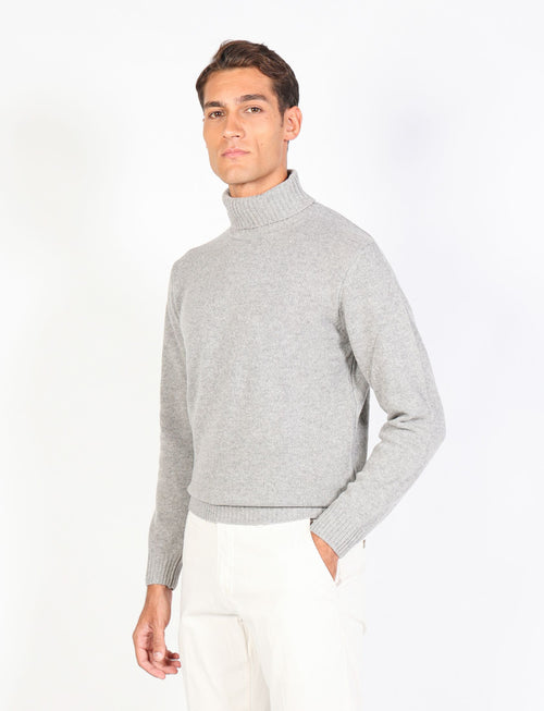 Lambswool turtleneck sweater 