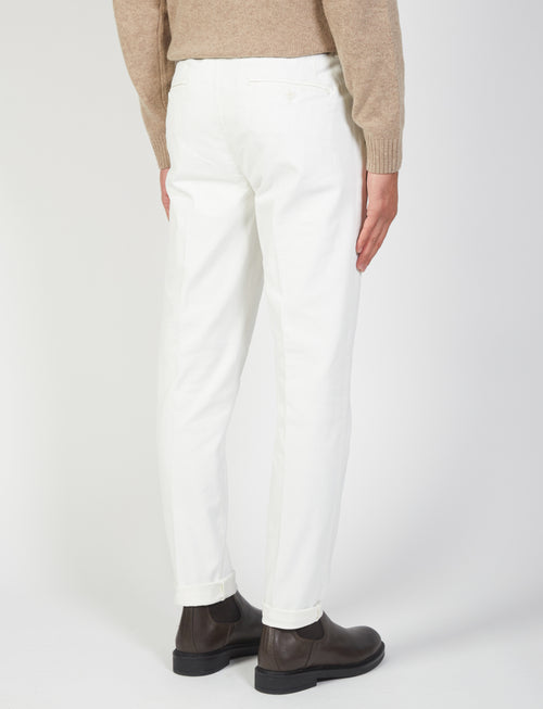 Pantaloni basici in tessuto twill