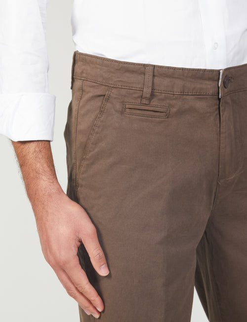 Pantaloni basici in tessuto twill