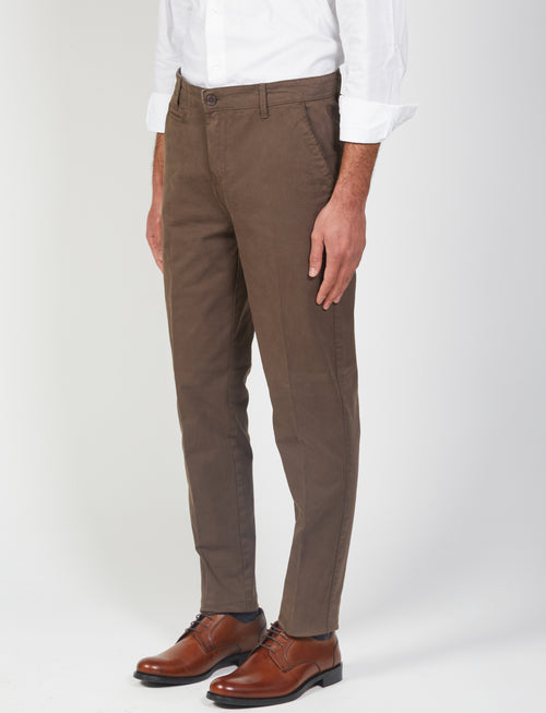 Pantaloni basici in tessuto twill