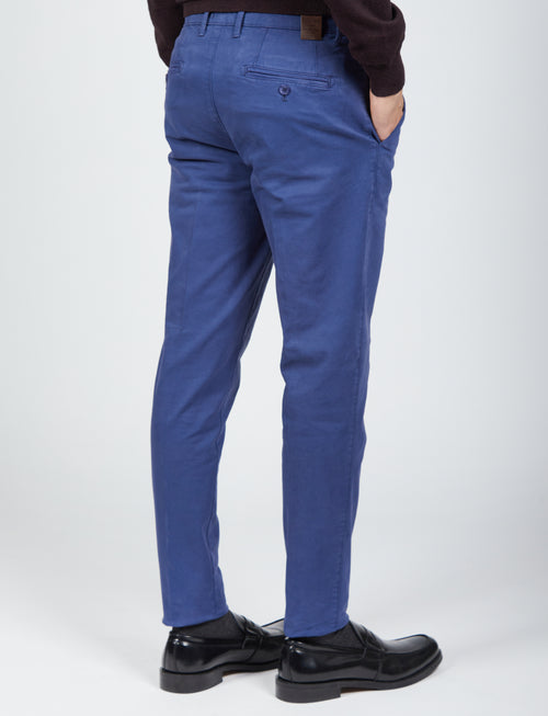 Pantaloni basici in tessuto twill