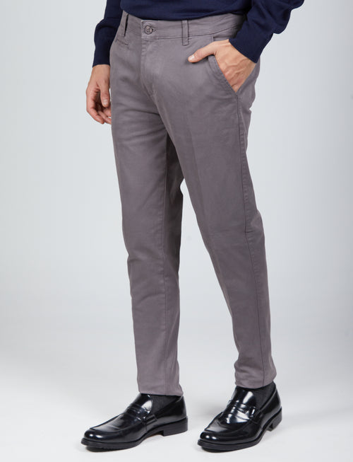 Pantaloni basici in tessuto twill